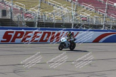 media/Aug-27-2022-Fastrack Riders (Sat) [[c588535105]]/Level 4/Session 1 Start Finish/